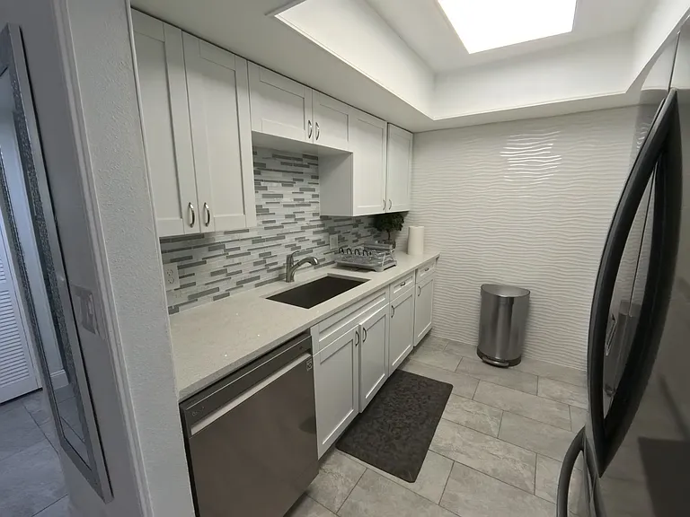 645 N Keene Rd #B — Photo 16