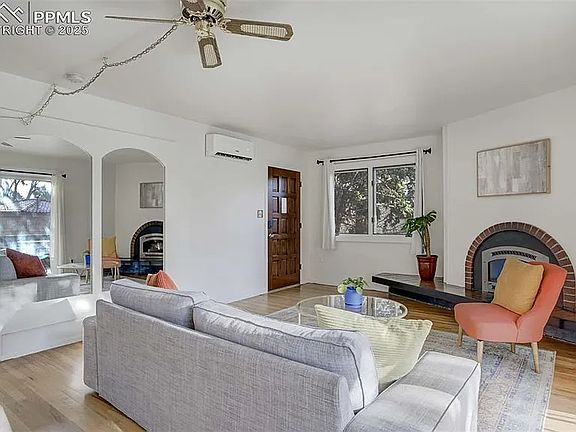 2nd image of 2414 Ceresa Ln