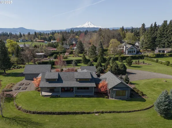 4133 E Forden Dr, Hood River, OR 97031