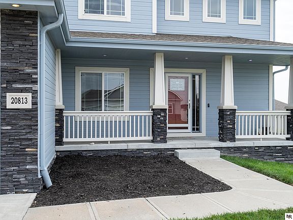 5th image of 20813 Camden Ave