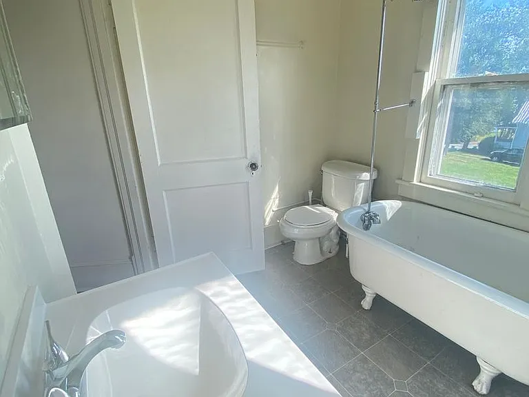 216 Patton Ave NW — Photo 7