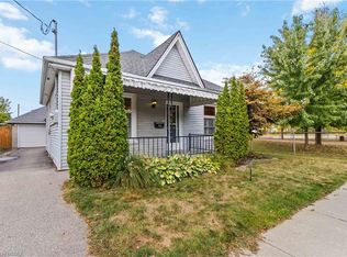 90 Grand St, Brantford, ON N3R4B6