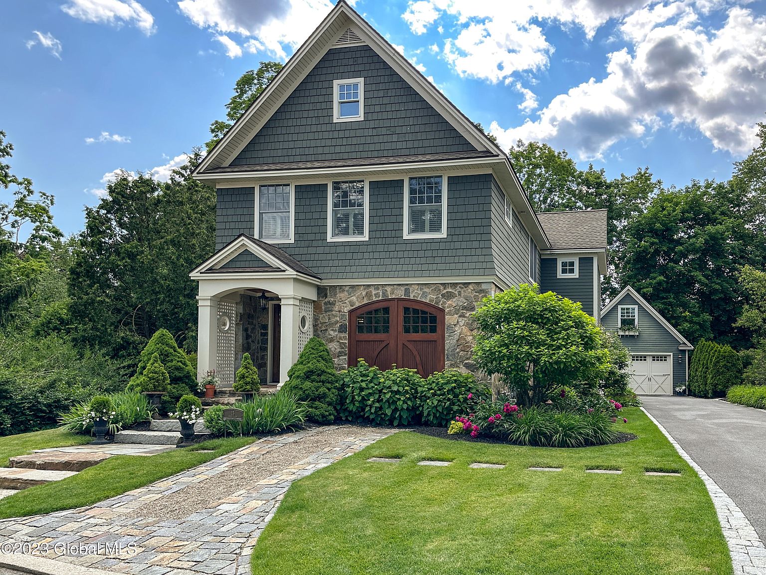 15 Park Alley North, Saratoga Springs, NY 12866 Zillow