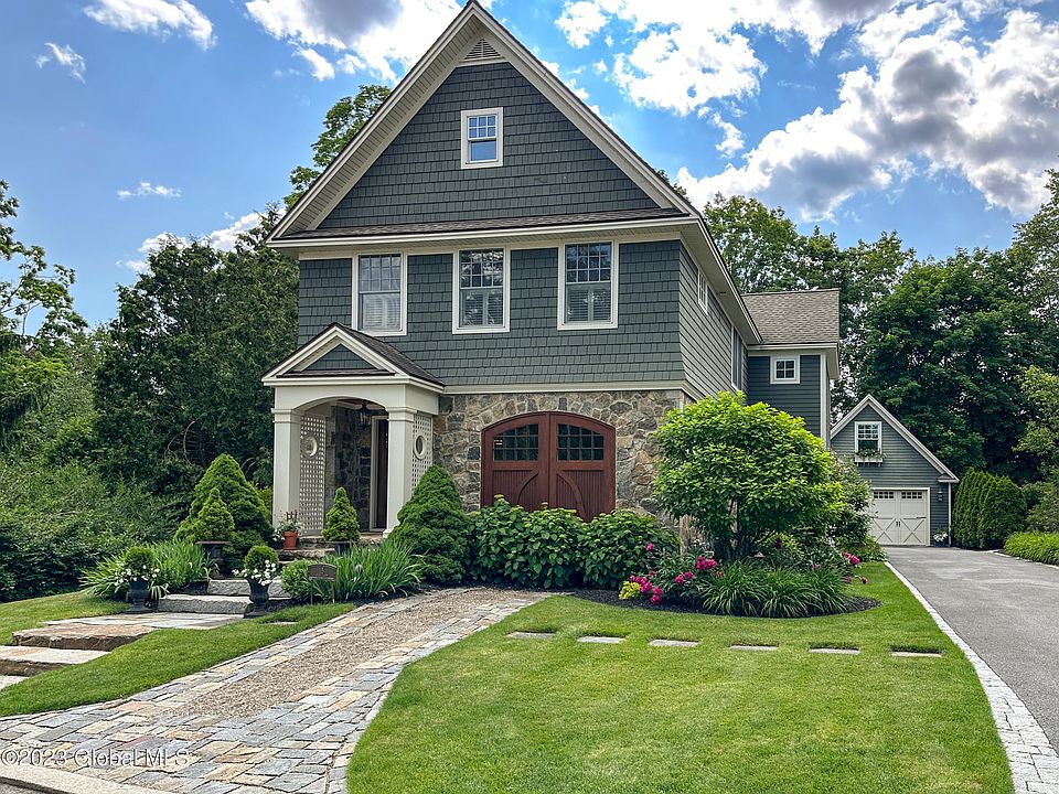 15 Park Alley North, Saratoga Springs, NY 12866 Zillow