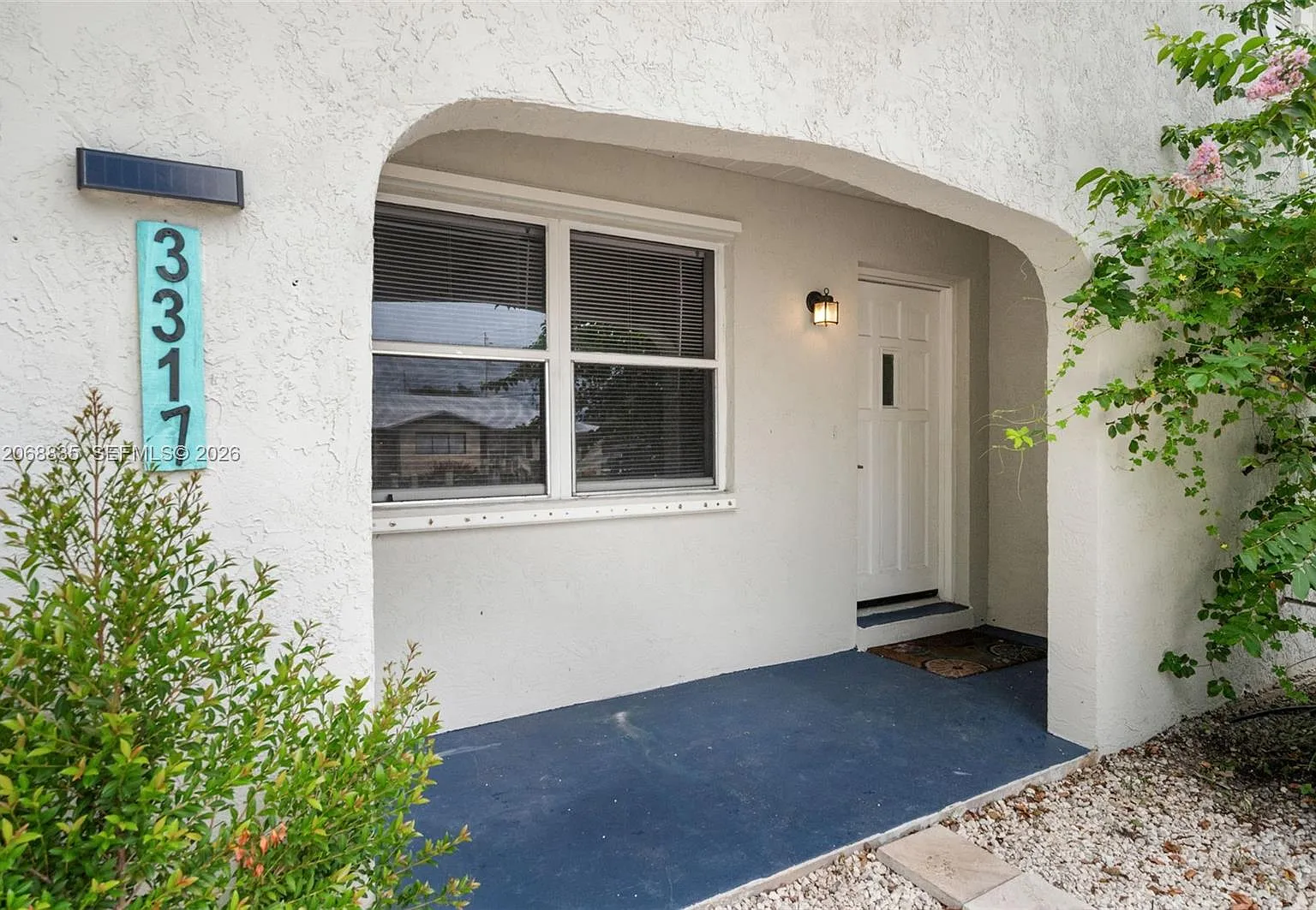 Skyline Heights — Photo 3