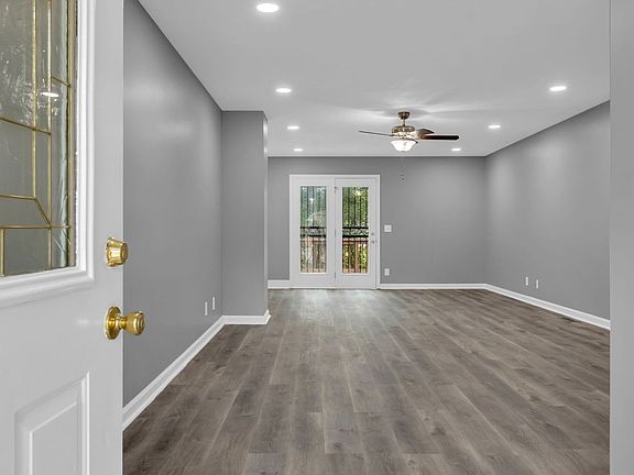 5th image of 121 Buena Vista Ct