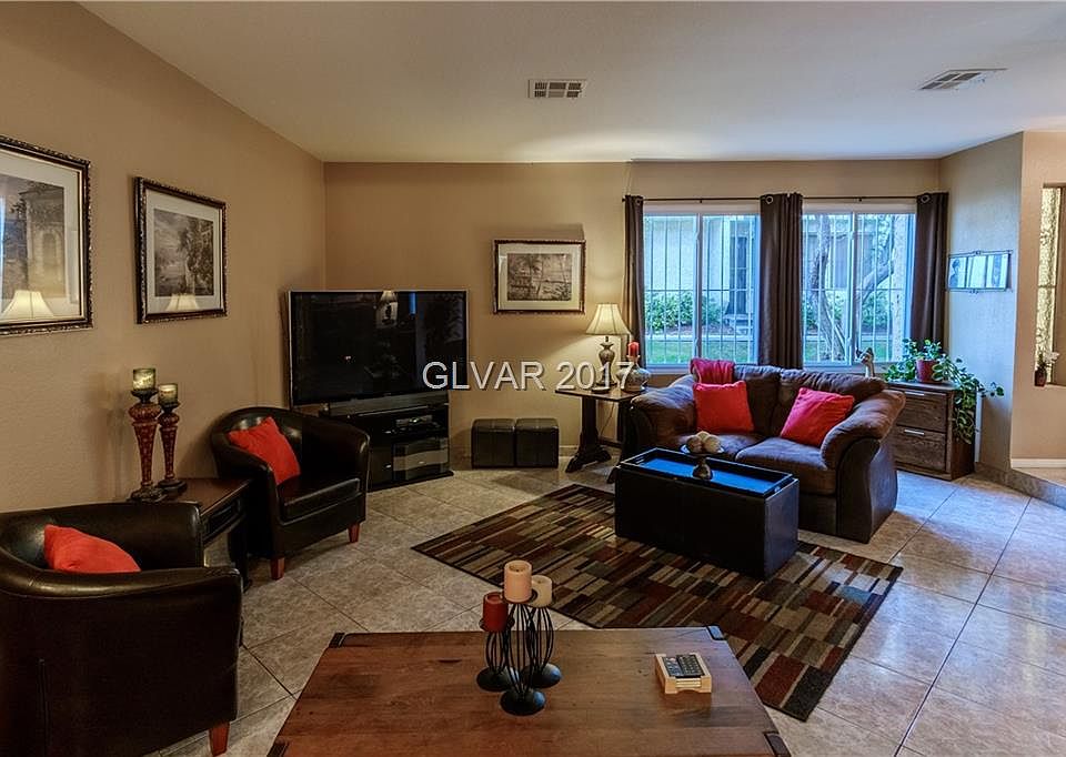 1st image of 3401 Townhouse Dr