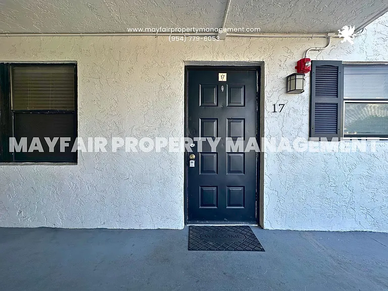928 S Federal Hwy #17 — Photo 14