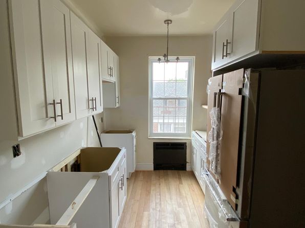 170 Irvington Ave #306