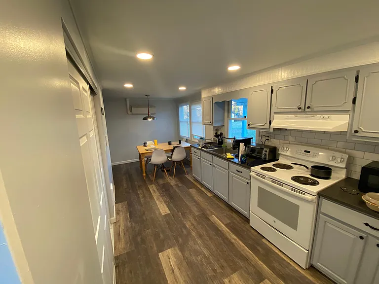 34 Boxwood Ln #1 — Photo 9