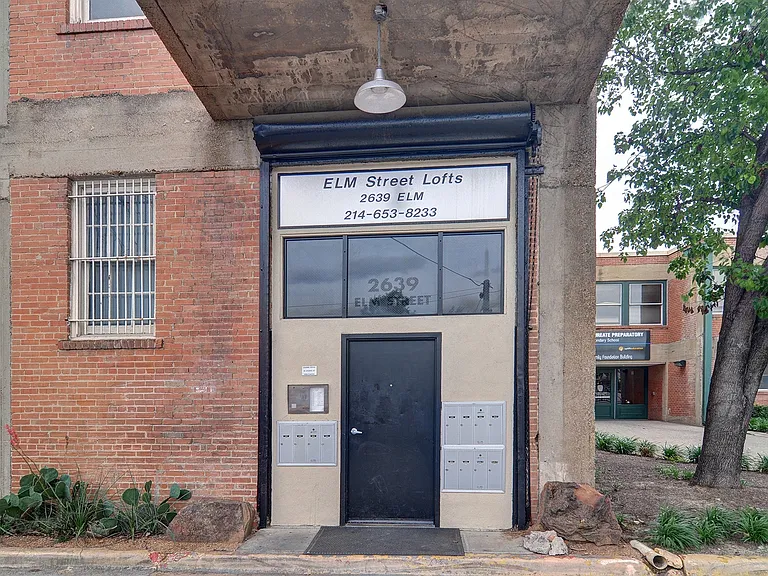 Deep Ellum Lofts — Photo 111