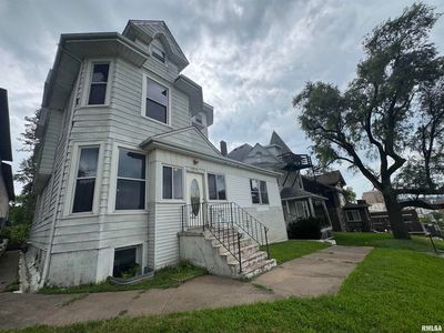 707 Brady St, Davenport, IA, 52803