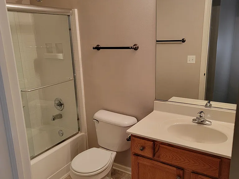 Upstairs Full Bath