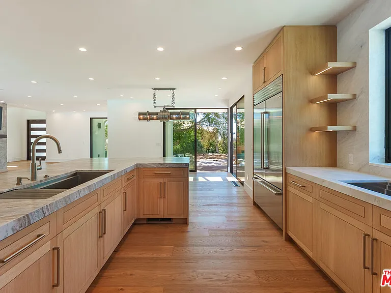 382 Aderno Way — Photo 10