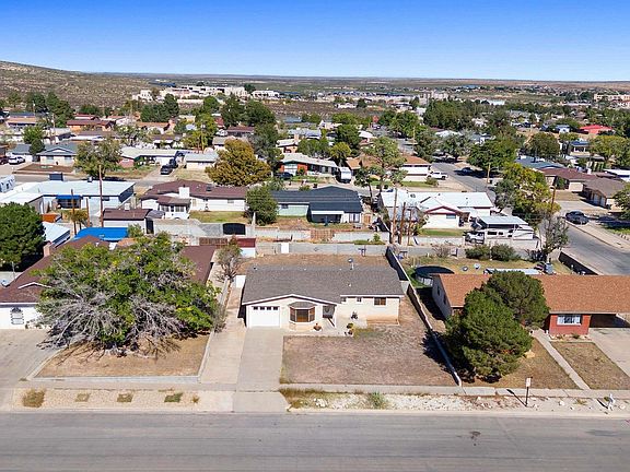 5th image of 2912 Piedras Rd