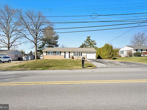 4th image of 533 Hilltop Rd