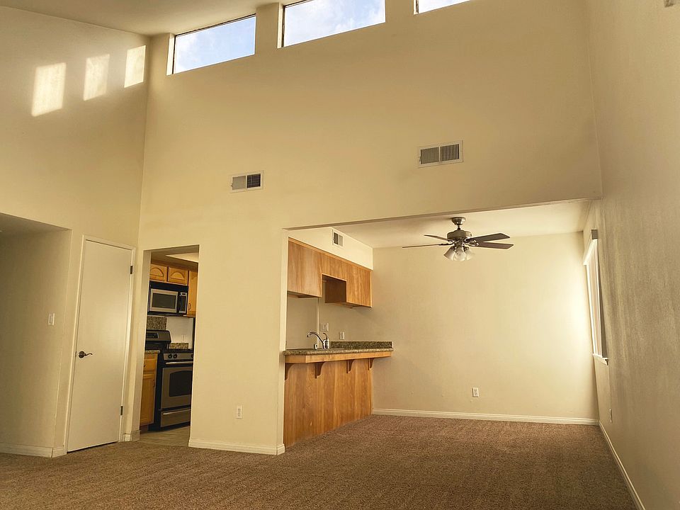 Vaulted Ceilings and sky lights