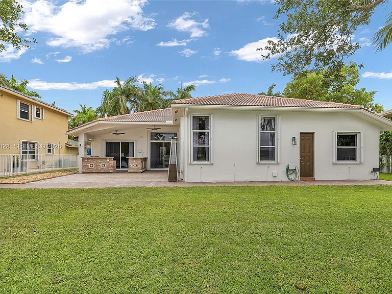 950 Marina Dr — Photo 43