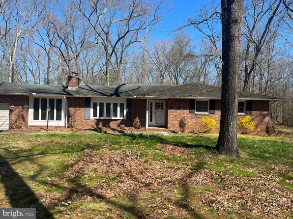 826 Lebanon Rd, Millville, NJ 08332