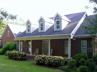 460 Graham Woods Cir, Gray, GA 31032