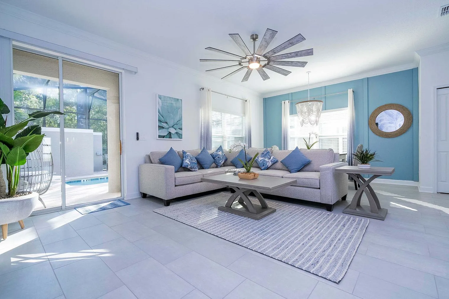 5 bed, 4.0 bath, 2992 sqft, $5,711 — Photo 3