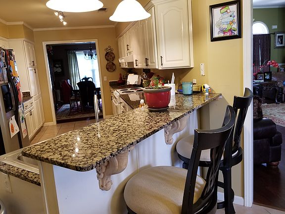 Beautiful granite counters