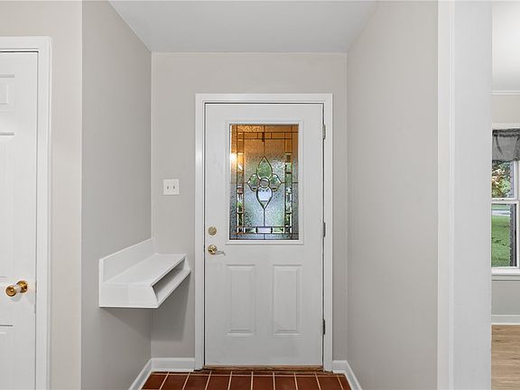 5th image of 1519 Everitt St