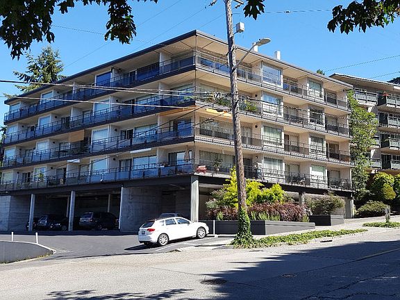 2nd image of 7050 Lincoln Park Way SW #203