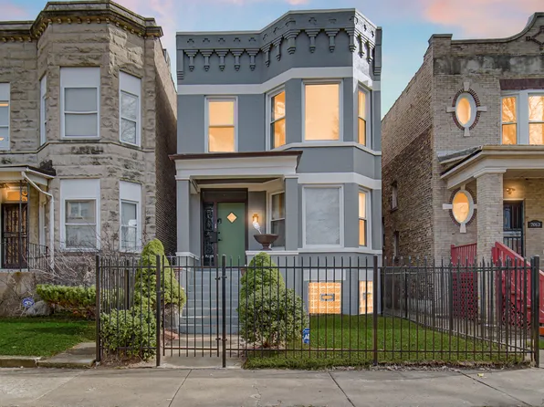 7011 S Prairie Ave #2, Chicago, IL 60637