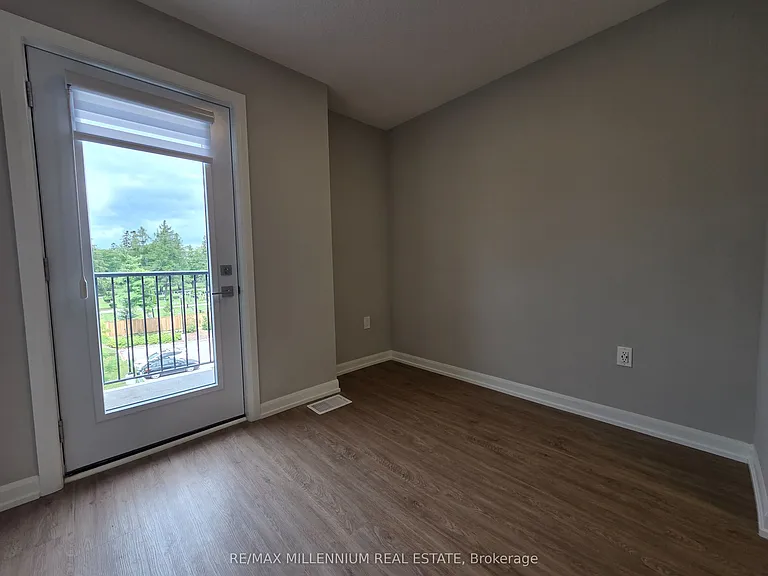 708 Woolwich St #103 — Photo 22