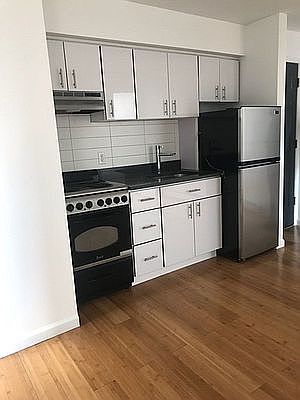 1st image of 1928 Pacific St #3FT