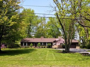 6457 Gates Mills Blvd, Mayfield Heights, OH 44124