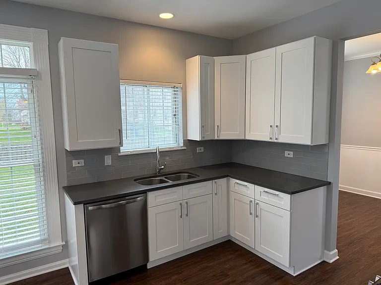 244 Buckingham Dr — Photo 10