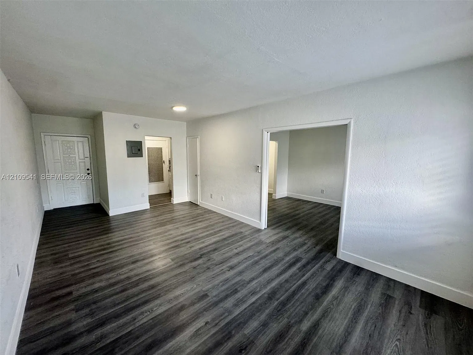 218 Santillane Ave — Photo 4