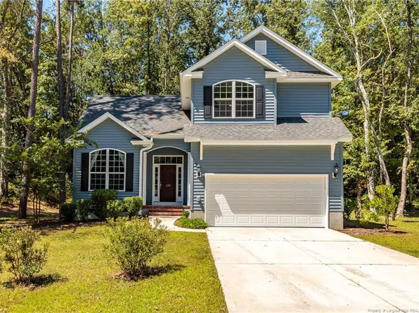 135 Wayland St, Aberdeen, NC 28387