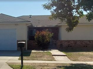 3071 W Norwich Ave, Fresno, CA 93722