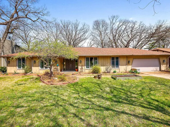 3042 Irvington Way, Madison, WI 53713
