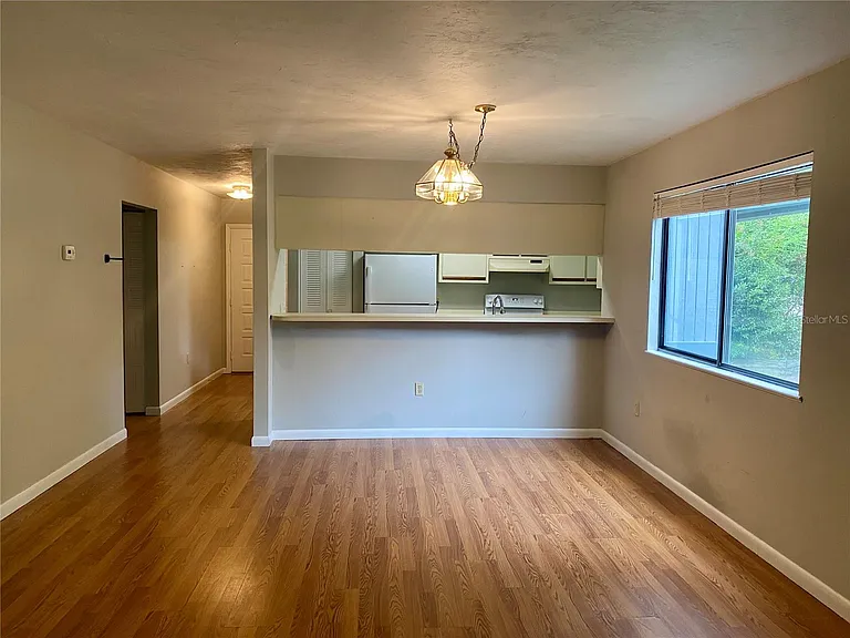 5344 NW 8th Ave — Photo 11