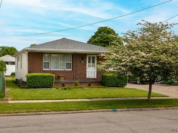 3206 Ontario Ave, Niagara Falls, NY 14305