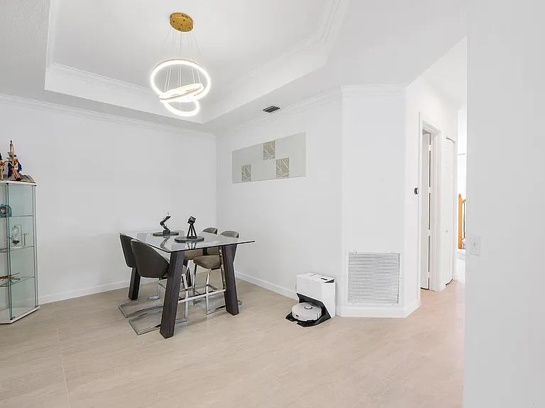 5081 NW 120th Ave — Photo 11