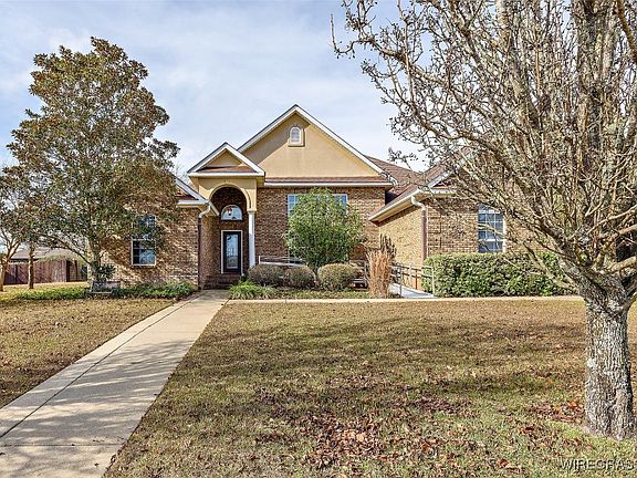 2nd image of 100 Red Dirt Rd