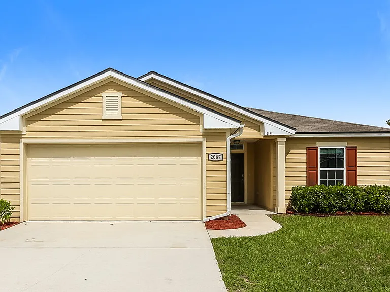 2067 Tyson Lake Dr — Photo 1