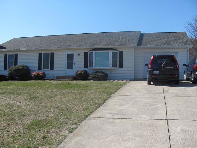 1st image of 12 Misty Ln