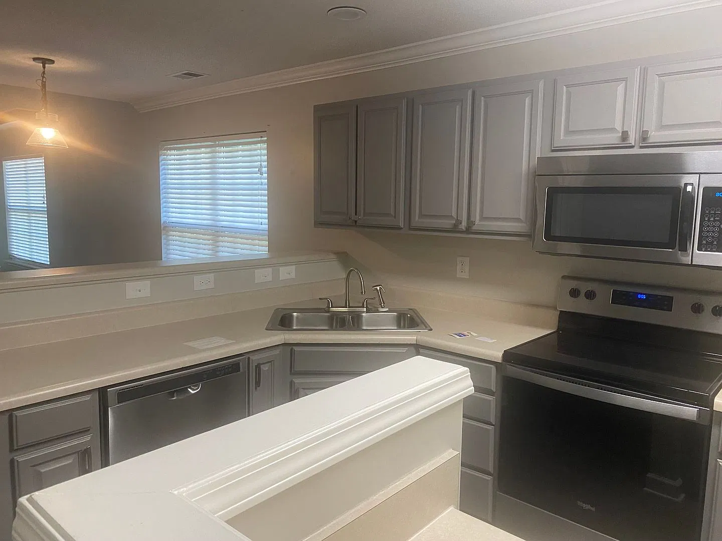 3 Bedroom Townhome — Photo 2
