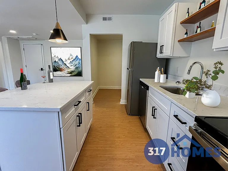 3466 Carrollton Ave #203 — Photo 3