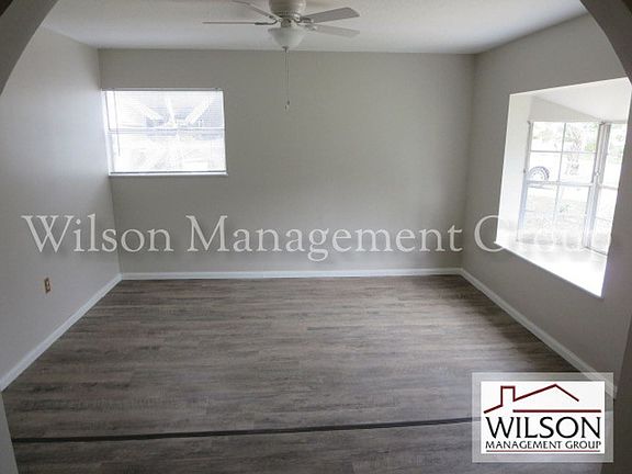 4th image of 4824 Bennington Pl