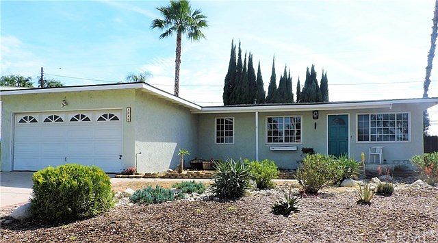 Front.  Photo does not show light green color.