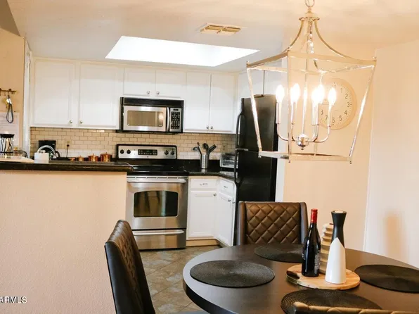 5757 W Eugie Ave Unit 2088, Glendale, AZ 85304