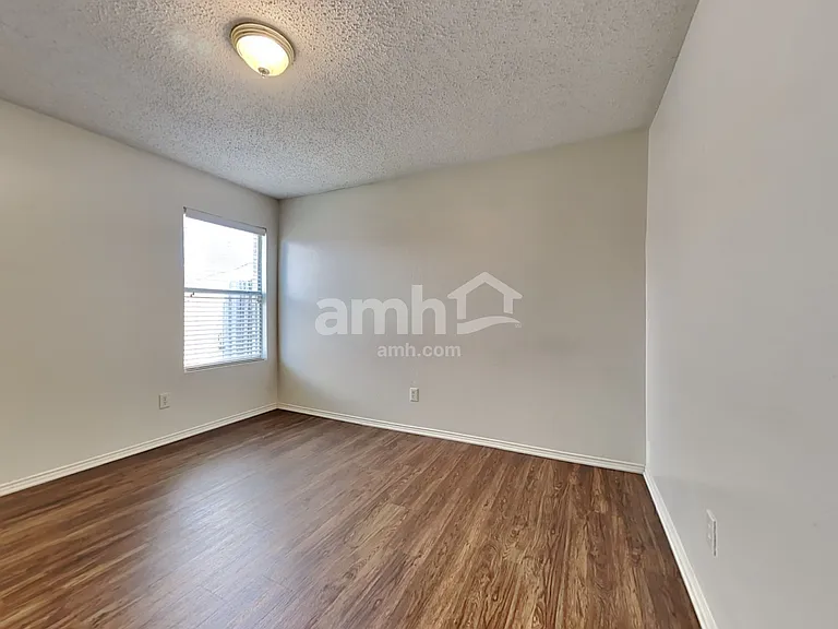 809 Encino Dr — Photo 17