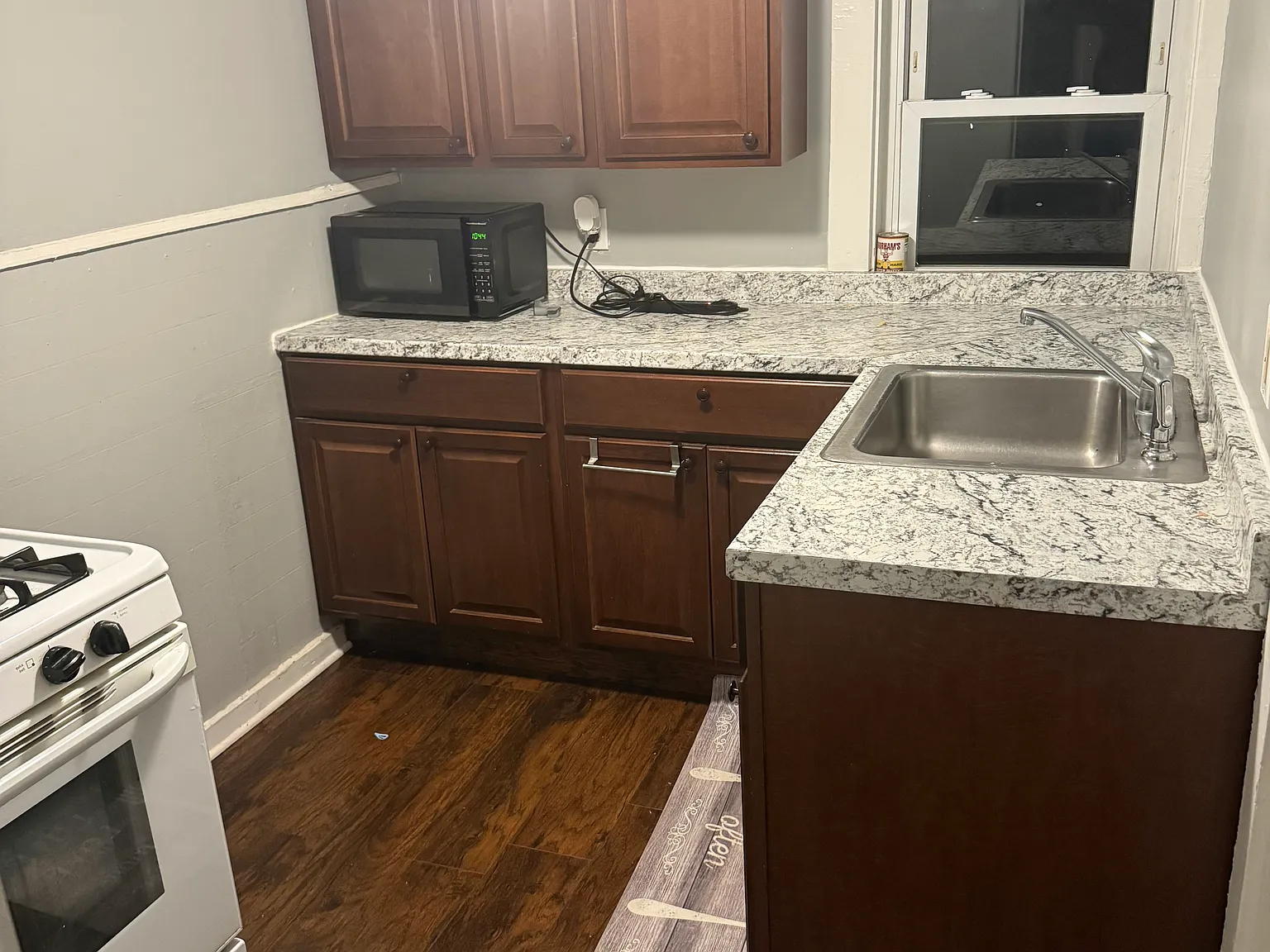 1 bed, 700 sqft, $1,400 — Photo 3